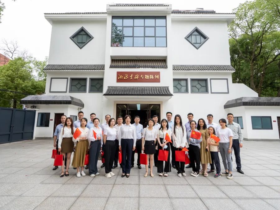 16865410756830274.jpg 16865410756830274.jpg